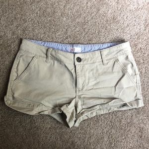 Tan SO Shorts with Folded Hem Size 7
